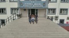 Karabük’te sahte 11 bin 700 dolar ele geçirildiği operasyon görüntüsü