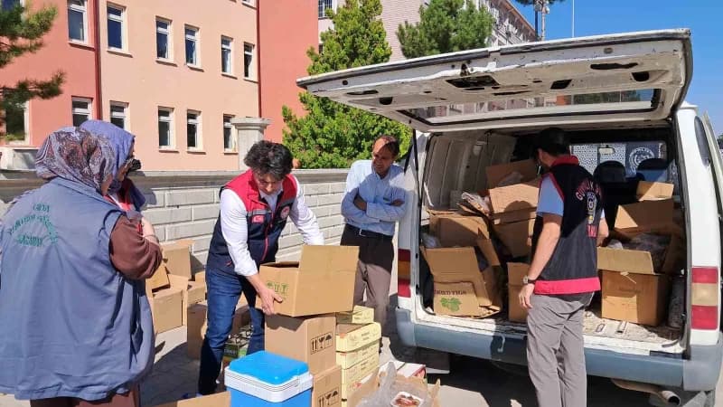 Karaman’da polis ekiplerince gerçekleştirilen "Gıda Güvenliği-1 Operasyonu" kapsamında, halk sağlığını tehdit ettiği değ