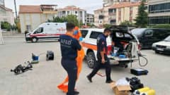 Karaman Zembilli Ali Efendi Mahallesi’nde ölü bulunan karı kocanın dairesi ve AFAD ekiplerinin temizlik çalışması