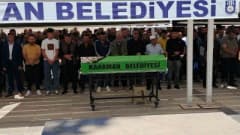 Karaman’da evlerinde ölü bulunan karı kocanın cenaze töreninden görüntü