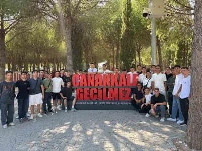 Karapınar ve Emirgazili gençler Çanakkale Savaşları tarihi alanlarını ve şehitlikleri ziyaret ediyor