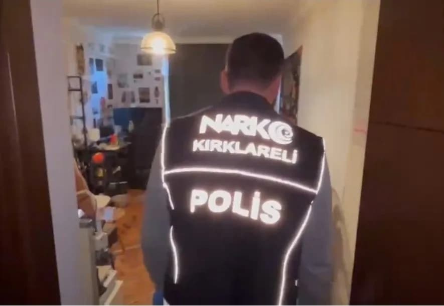 Kırklareli merkezli uyuşturucu operasyonunda ele geçirilen uyuşturucu maddeler ve malzemeler
