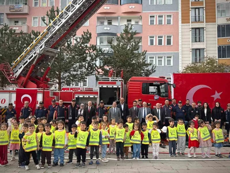 Kars’ta İtfaiye Teşkilatının 312. Kuruluş yıl dönümü kutlandı(Kars-iha)