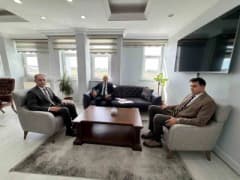 Kars Valisi Ziya Polat, Tarım ve Orman İl Müdürlüğü personeliyle toplantı yaparken