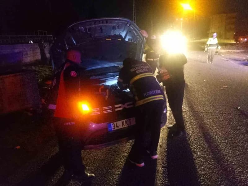 Kars'ta trafik kazası: 4 yaralı(Kars-iha)