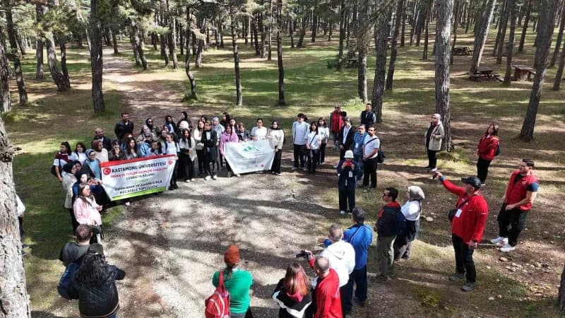 Kastamonu Üniversitesi Doğa, Spor ve Bağımlılıkla Mücadele Kulübü tarafından Şehit Şerife Bacı Tabiat Parkı ile Kadı Dağ