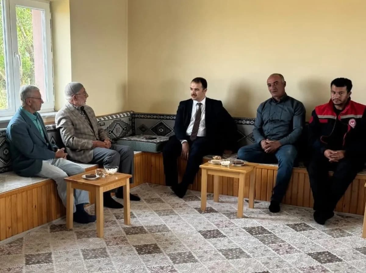 Kaymakam Ahat vatandaşların talep ve ihtiyaçlarını dinledi