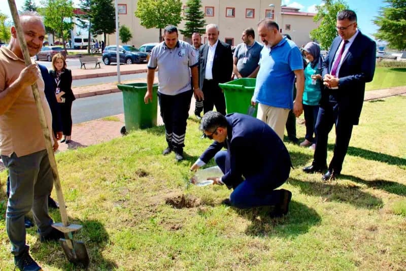 Kayseri Devlet Hastanesine bağlı Erkilet Emel-mehmet Tarman Kadın Doğum ve Çocuk Hastalıkları Kliniği'nde, daha yeşil ve