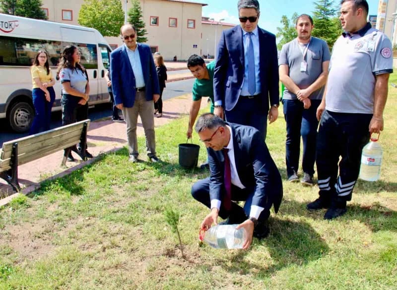 Kayseri Devlet Hastanesine bağlı Erkilet Emel-mehmet Tarman Kadın Doğum ve Çocuk Hastalıkları Kliniği'nde, daha yeşil ve