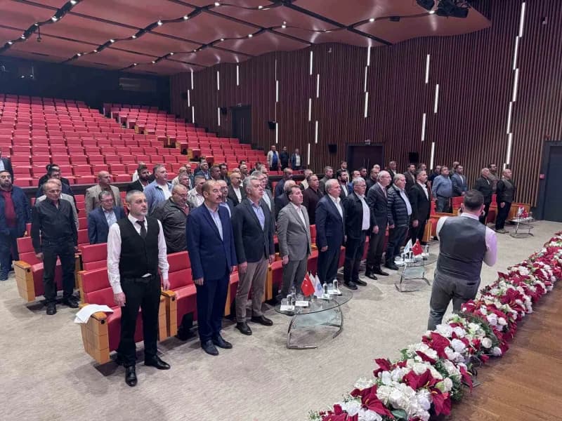 Kayseri Ticaret Odası (KTO) Başkanı Ömer Gülsoy, odanın 3 Ekim'de yapılacak seçimiyle ilgili, "Bizim Kırmızı Listemizin