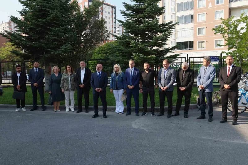Kayseri Üniversitesi’nde 22 Eylül Dünya Arabasız Günü kapsamında bu yıl ikincisi düzenlenen ‘Arabasız Kampüs’ etkinliği