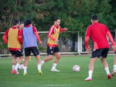 Kayserispor futbolcuları antrenman yaparken hazırlık maçına hazırlanıyor