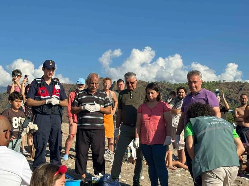 Caretta carettaların yuvalama alanları arasında yer alan Ulupınar Mahallesi'ne bağlı Çıralı sahilinde son yuva açıldı.