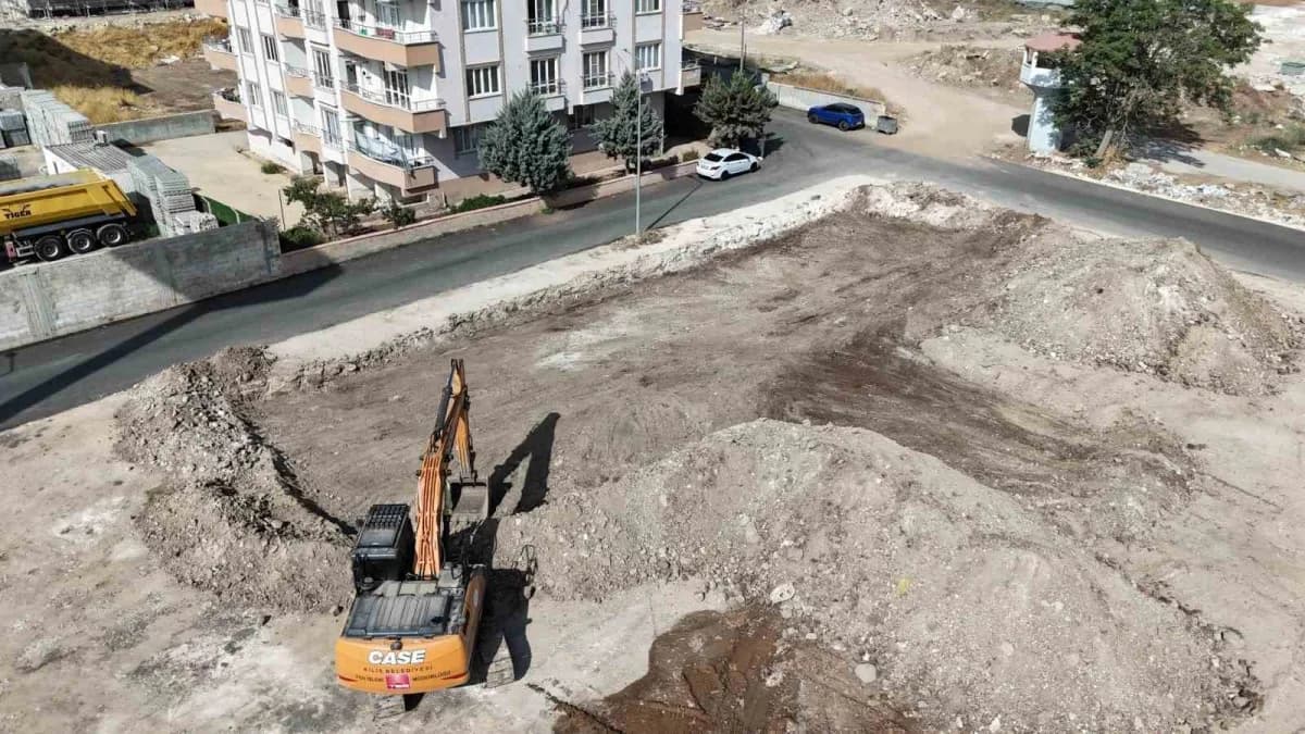 Modern kütüphane projesinde temel atma çalışmaları başladı
