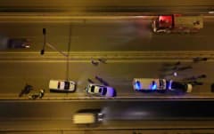 Kırıkkale Alparslan Türkeş Bulvarı Otogar Kavşağı köprü üzerinde meydana gelen otomobil çarpışması sonrası trafik ekiple