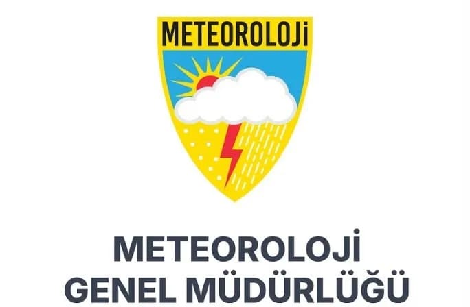 Kırklareli sahilinde kuvvetli rüzgar ve dalgalar