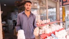 Kırşehir’de turşuluk kaya tuzu satışlarının azaldığını gösteren tuz tezgahı