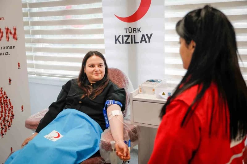 Türk Kızılay, TÜRKÖK projesiyle Kök Hücre nakli bekleyen hastalara umut olurken, bugüne dek 1 milyon 251 bin 677 aktif K