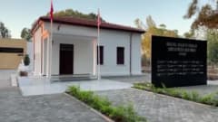 KKTC Cumhurbaşkanı Tufan Erhürman Muratağa-Atlılar-Sandallar Şehitler Müzesi açılışında konuşma yaparken
