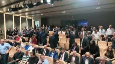 KKTC Yeni Atatürk Stadyumu ve Spor Kompleksi lansmanında konuşan Gençlik ve Spor Bakanı Osman Aşkın Bak