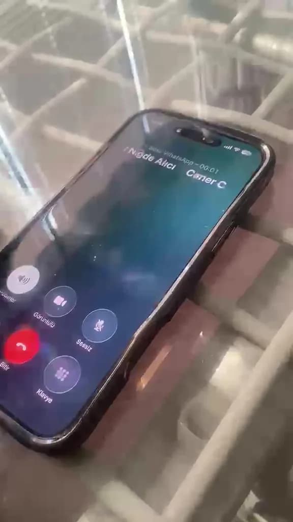 Kocaeli'de aracını internet üzerinden satışa çıkaran Bahadır Bostan, kendisini alıcı olarak tanıtan şahsın "Güvenli kapo