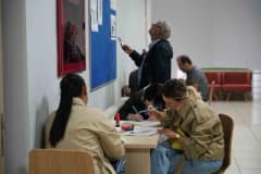 Kocaeli Büyükşehir Belediye Konservatuvarı öğrencileri yetenek sınavı sonrası eğitim için kayıt yaptırıyor