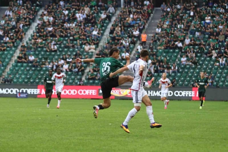 Trendyol Süper Lig’in 6. Haftasında Kocaelispor, Gaziantep FK’yı ağırlıyor. Karşılaşmanın ilk yarısı golsüz beraberlikle