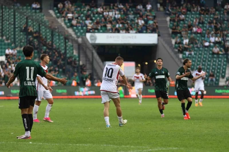 Trendyol Süper Lig’in 6. Haftasında Kocaelispor, sahasında Gaziantep FK’yı 2-0 mağlup etti.