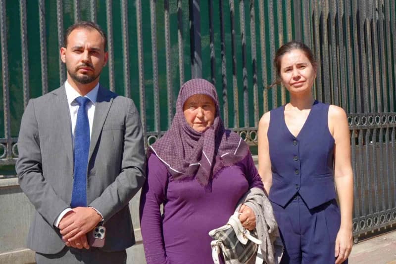 (Soldan sağa) Doğanay Akbaş - Fatime Aytar - Didem Kibrit