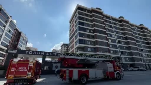 Konya Selçuklu'da 10 katlı binanın çatısından itfaiye merdiveniyle indirilen alkollü şahıs