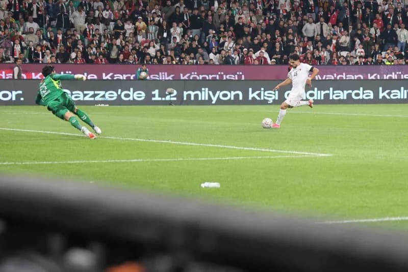Konyaspor ile Filistin Milli Takımı, Konya'da oynanan dostluk karşılaşmasında 2-2 berabere kaldı.