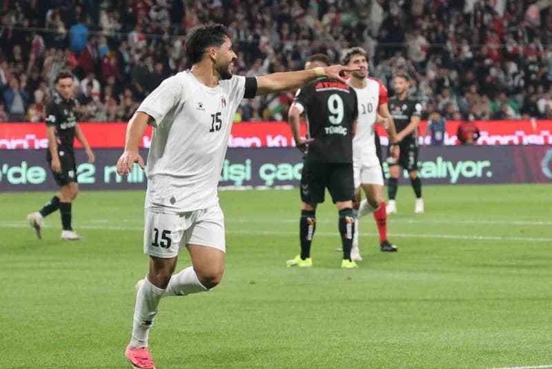 Konyaspor ile Filistin Milli Takımı, Konya'da oynanan dostluk karşılaşmasında 2-2 berabere kaldı.