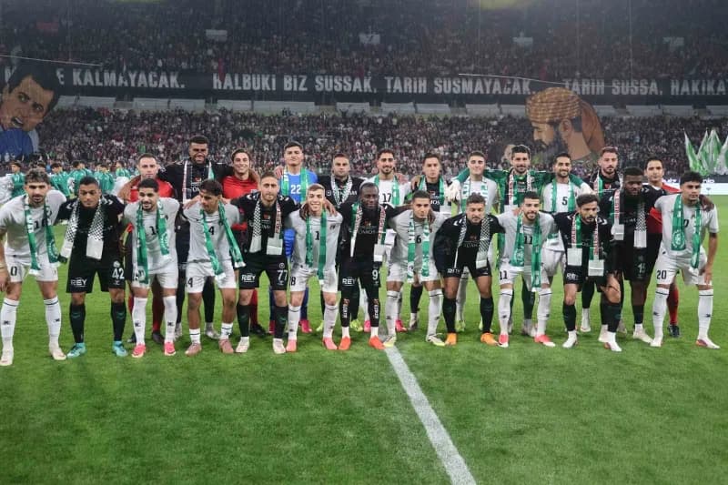 Konyaspor ile Filistin Milli Takımı, Konya'da oynanan dostluk karşılaşmasında 2-2 berabere kaldı.