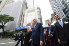 Cumhurbaşkanı Recep Tayyip Erdoğan, Türkevi önünde gazetecilere açıklama yapıyor