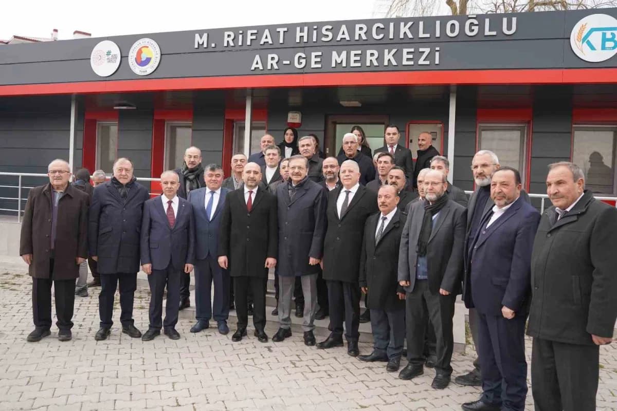 Kayseri Ticaret Borsası (KTB) bünyesinde hizmet veren m. Rifat Hisarcıklıoğlu Et ve Et Ürünleri Ar-ge Merkezi’nde gerçek