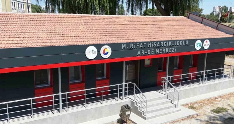 Kayseri Ticaret Borsası (KTB) bünyesinde hizmet veren m. Rifat Hisarcıklıoğlu Et ve Et Ürünleri Ar-ge Merkezi’nde gerçek