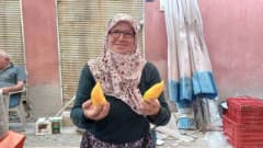 Aydın pazarında tezgah üzerinde satışa sunulan doğal şifa kaynağı kudret narı