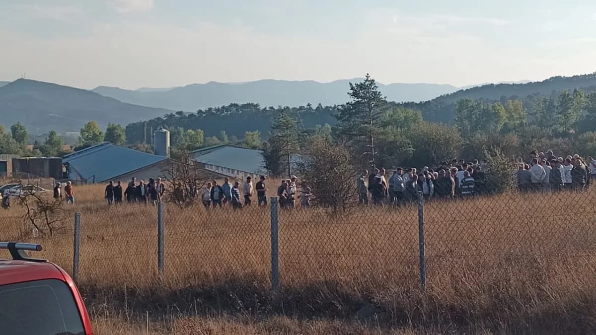 Antalya'nın Muratpaşa ilçesinde arkadaşlarıyla kürek Sörfü (SUP) yaparken dengesini kaybedip denize düşerek hayatını kay