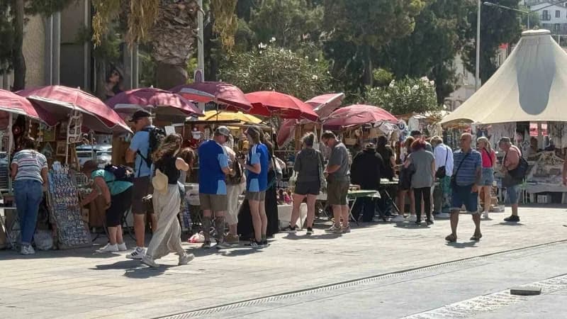 Kuşadası’na 4 kruvaziyerle 11 bin 811 turist geldi