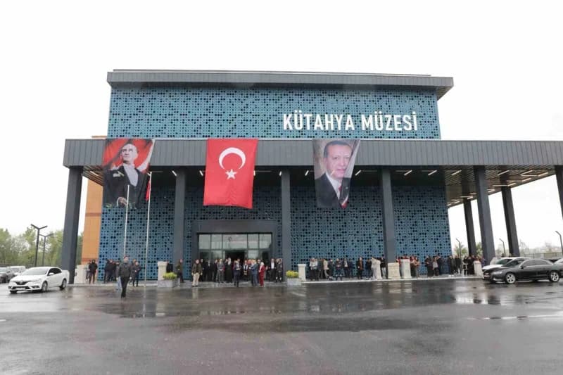 Kütahya Arkeoloji ve Maden Müzesi açılış töreninde Kültür ve Turizm Bakanı Mehmet Nuri Ersoy ve protokol üyeleri