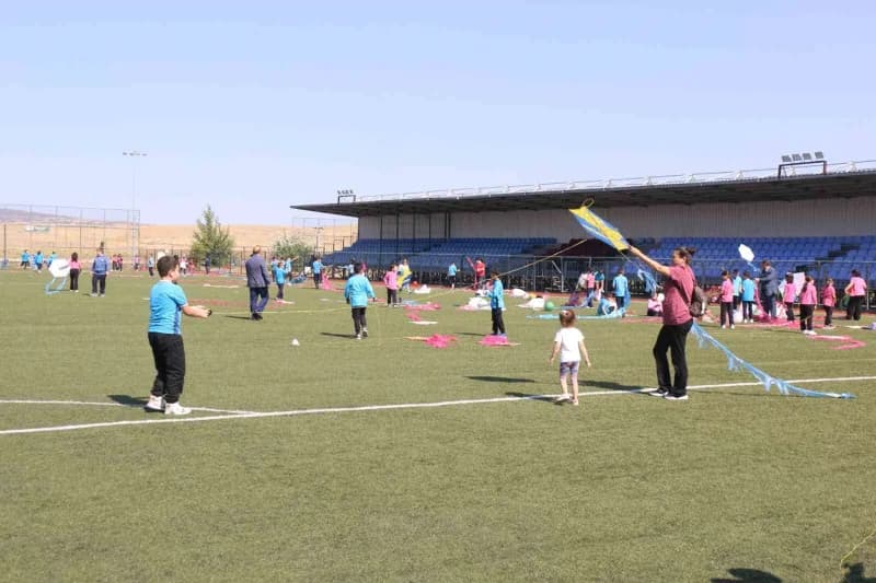 Kütahya’da öğrencilerden Gazze’deki Çocuklara uçurtmalı mesaj