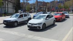 Kütahya’da trafikte seyreden çeşitli motorlu kara taşıtları ve araç yoğunluğu
