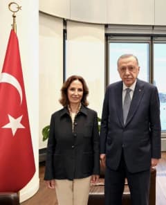 KUTSO Başkanı Esin Güral Argat ve Cumhurbaşkanı Recep Tayyip Erdoğan New York Türkevi'nde görüşme yaparken
