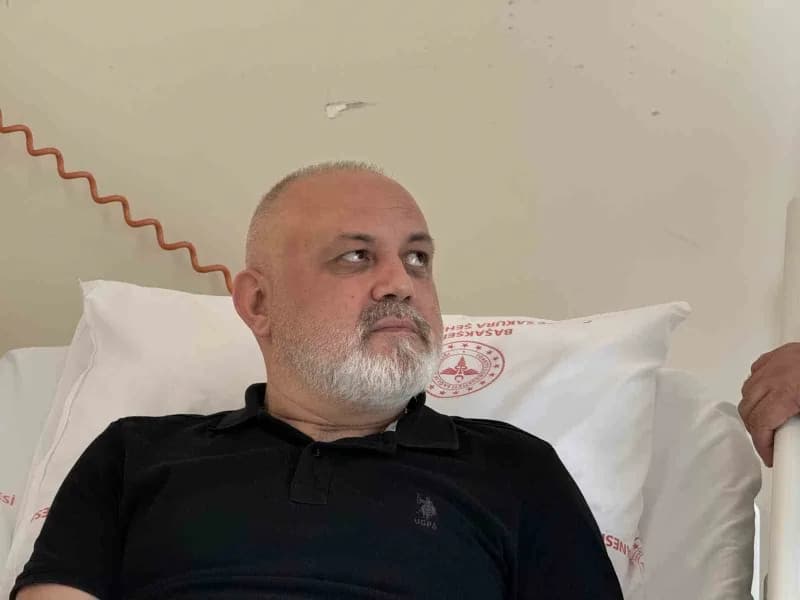 Yaşadığı dehşeti anlatan Akçil, "Ağzı açık mıydı, bir üretim hatası mıydı, bilmiyorum. Şiddetli şekilde yanmaya başladım