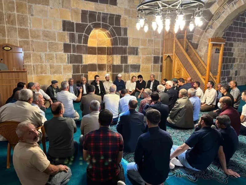 Van’ın tarihi ve kültürel dokusuyla dikkat çeken Gevaş ilçesi, anlamlı bir İhtida merasimine ev sahipliği yaptı. Bölgeyi