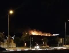 Kırklareli Lüleburgaz’da otluk alanda çıkan yangına müdahale eden ekipler