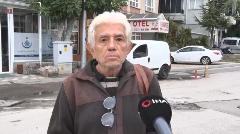 Ankara’da yaşayan 73 yaşındaki Mahmut Topçu, ailesiyle yaşadığı sorunlar nedeniyle yaklaşık 1 yıldır evine gidemediğini