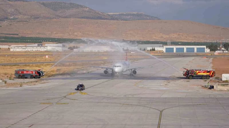 Ulaştırma ve Altyapı Bakanı Abdulkadir Uraloğlu, Malatya Havalimanı Yeni Terminal Binası’nın hizmete açıldığını belirter