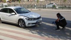 Malatya Yeşilyurt'ta otomobilin çarptığı yaşlı adamın olay yeri ve sağlık ekipleri müdahalesi