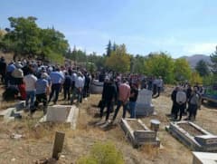 Malatya Doğanşehir’de motosiklet ve otomobilin çarpıştığı trafik kazası sonrası olay yeri